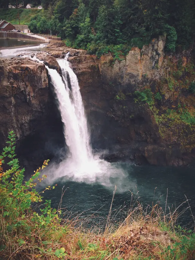 Snoqualmie Falls
